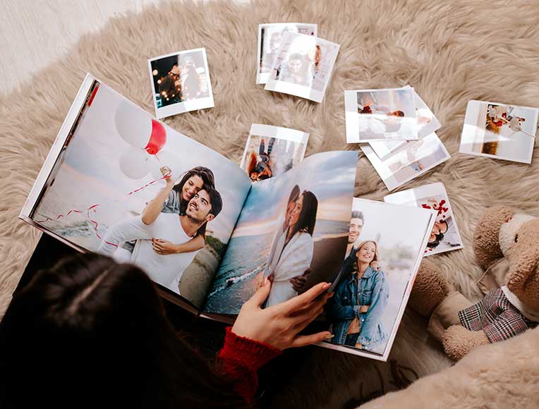 Create Your Own Photo Book | Valentine's Day Gift To Girlfriend